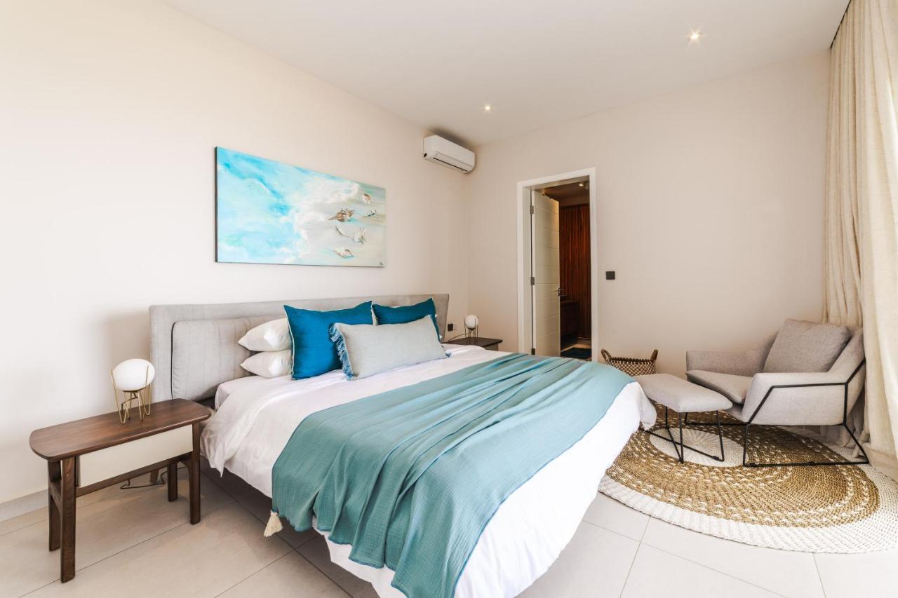 Ocean Terraces Apt A1 - Your Beachfront Bliss - Brand New Poste Lafayette 외부 사진